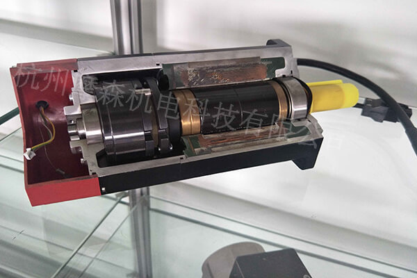 高溫伺服電機(jī)與普通電機(jī)的區(qū)別..jpg 高溫伺服電機(jī)與普通電機(jī)的區(qū)別..jpg